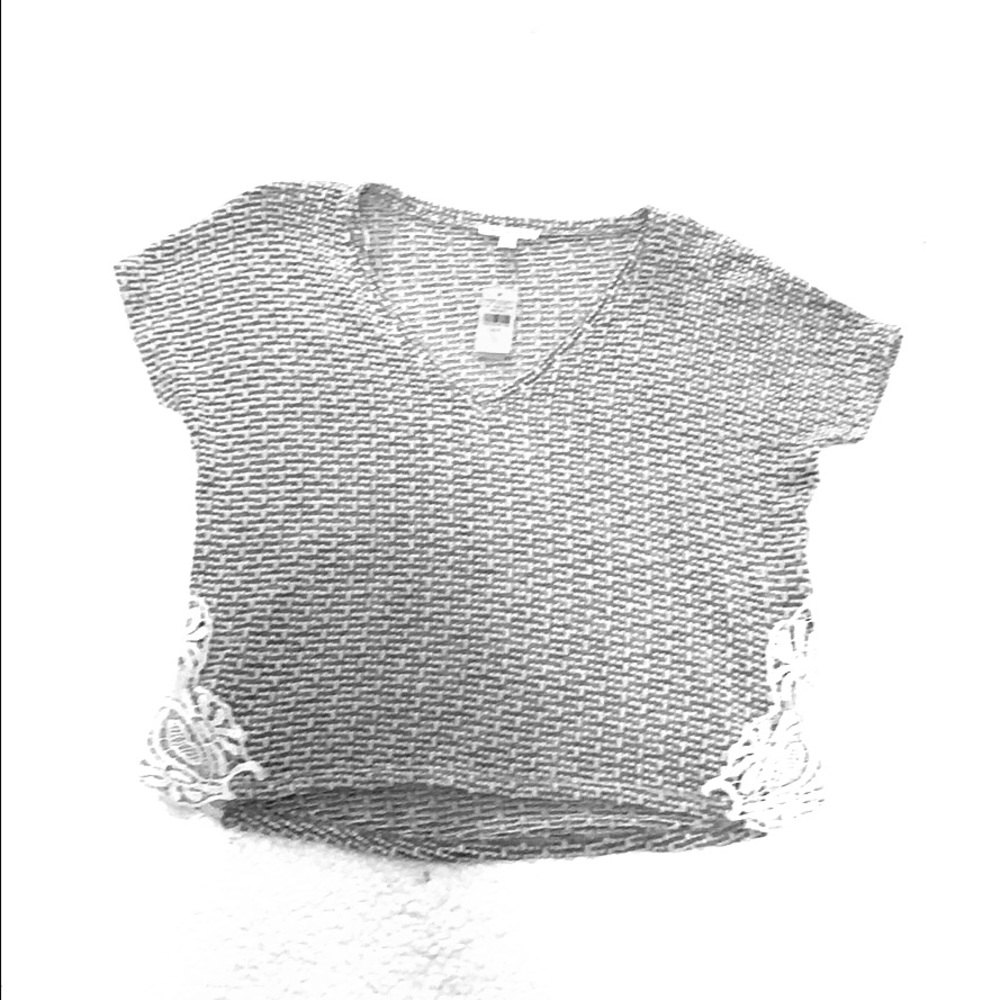 🔥AEO grey short sleeve sweater top w/lace design